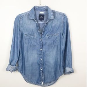 American Eagle Outfitters Chambray Boyfriend top